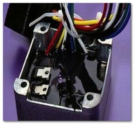 Easy Application Epoxy Potting Compound Glue Electronic Epoxy Resin Adhesive High Thermal Conductive Potting Epoxy Adhes
