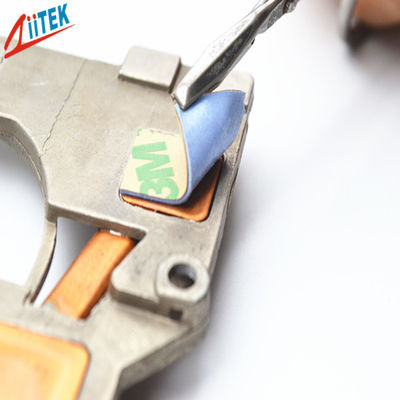TIF130-20-05S Doğal yapışkan Gap Dolgu 2.0 W / mK mavi ultra yumuşak silikon boşluk ped -50 200 ℃