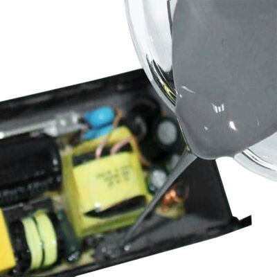 Elektronik Bileşen Kapsülleme Koruması için Mükemmel Yalıtım Performansı 1.5W / MK İki Bileşenli Epoksi Mastik