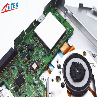 Termal Ped 100x100mm 0.5mm 1mm 1.5mm 2mm Yüksek Verimli Isı İletkenliği 4.0W/MK Isıya Dayanıklı Yüksek Sıcaklık